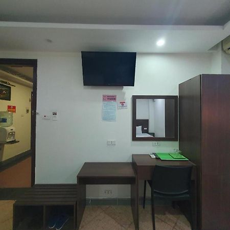 Ha Noi Vang Hotel Hoang Ngan 河内 外观 照片