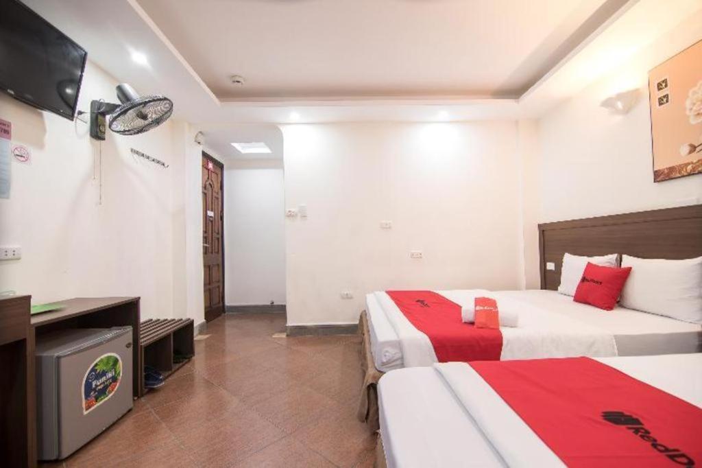 Ha Noi Vang Hotel Hoang Ngan 河内 外观 照片