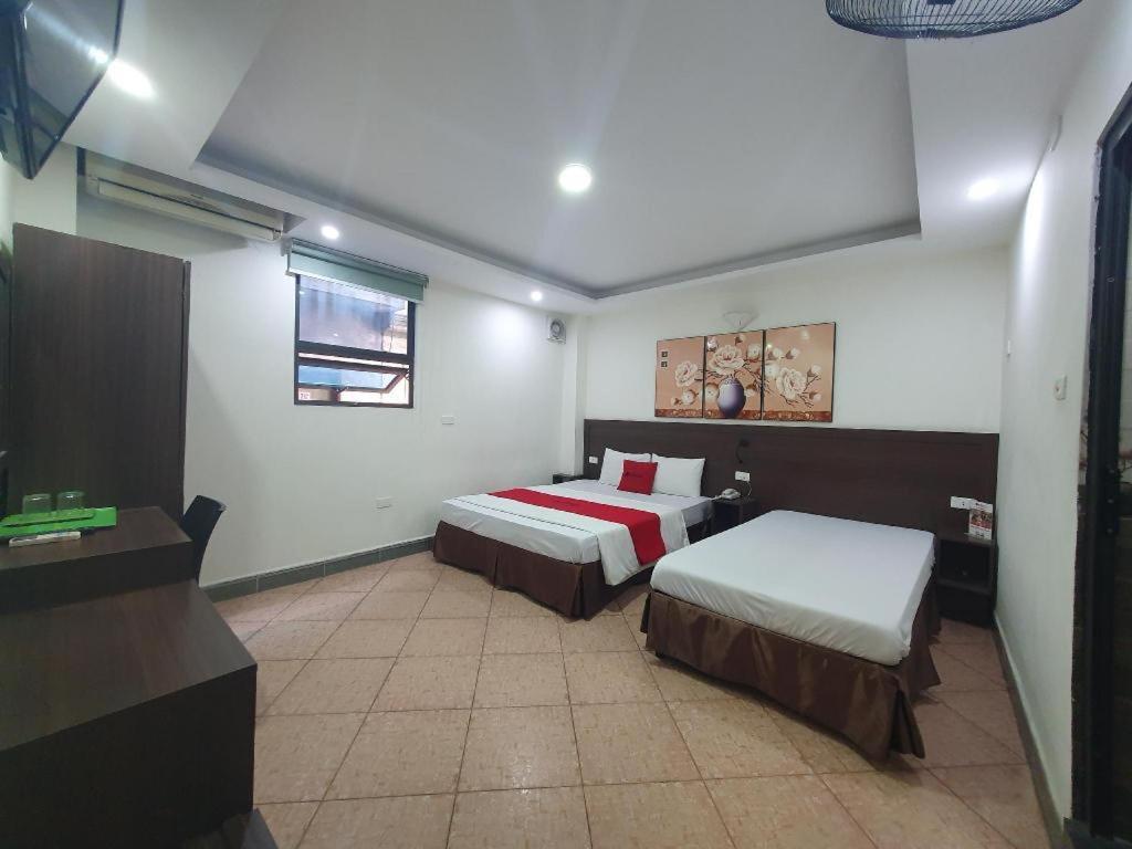 Ha Noi Vang Hotel Hoang Ngan 河内 外观 照片